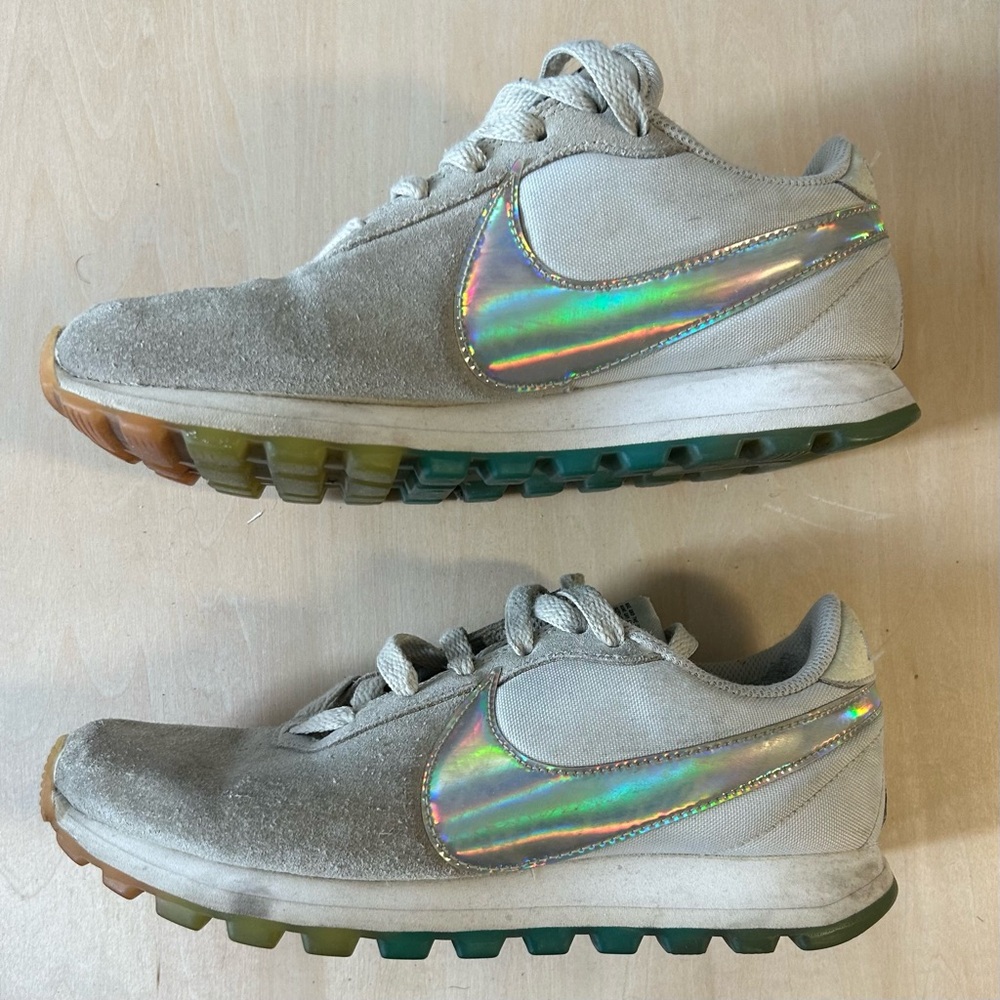 Women's NIKE 'Prelove OX Rainbow’